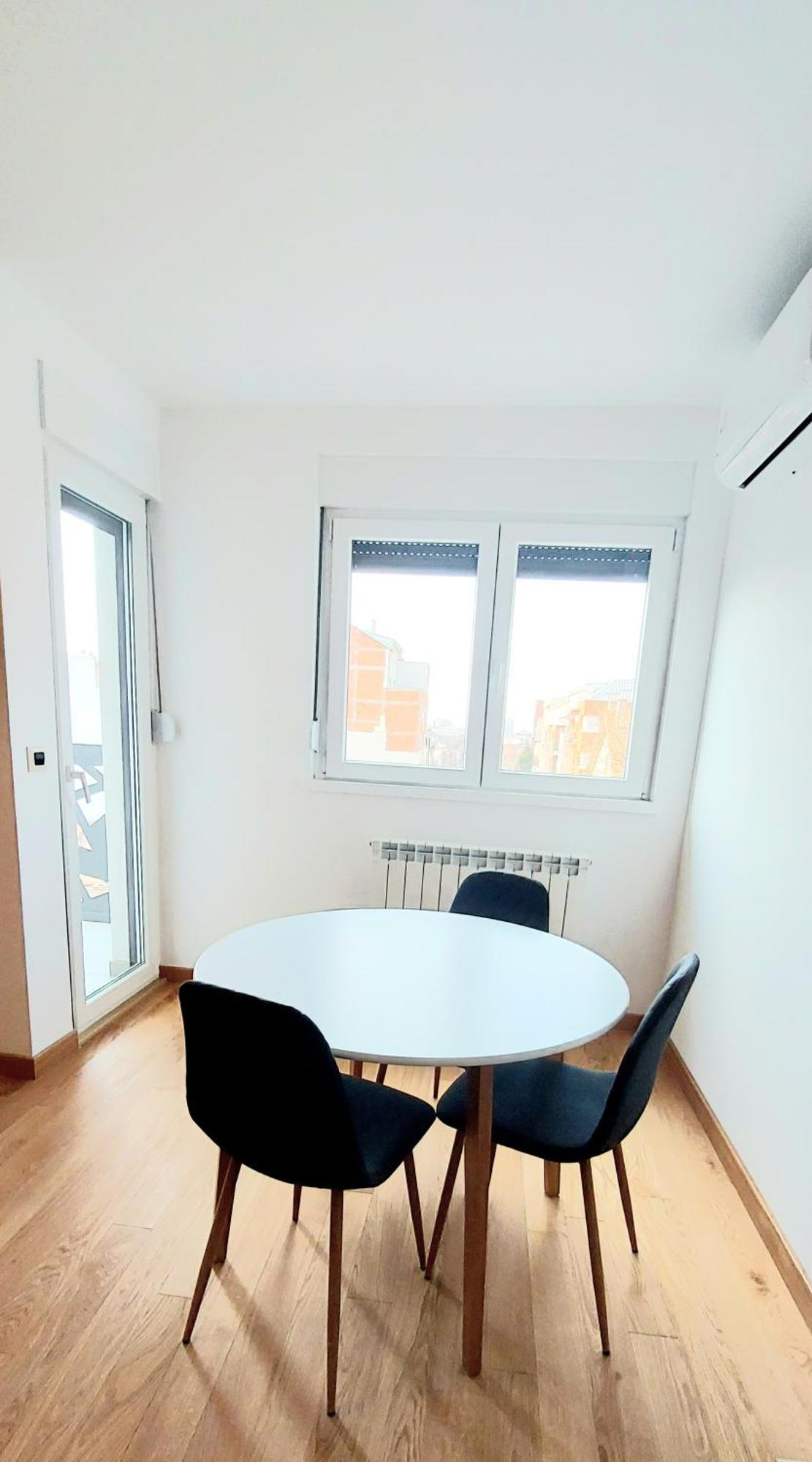 Magenta Zvezdara Appartement Belgrado Buitenkant foto