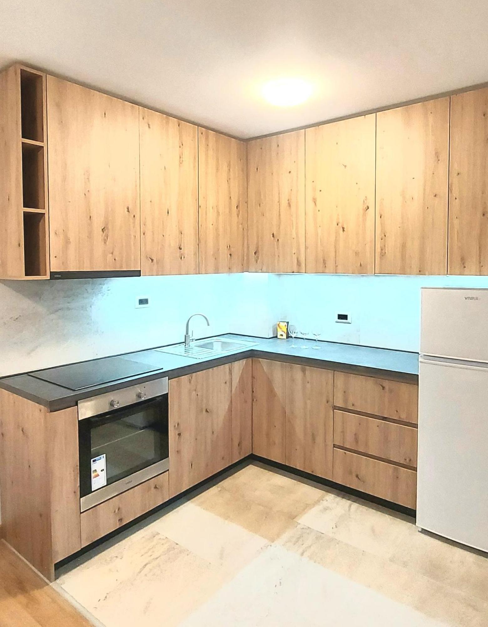 Magenta Zvezdara Appartement Belgrado Buitenkant foto